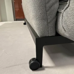 Sofa 386 Mera Stoff 24 551 Umbragrau Gestell Stahl Verkehrsschwarz Pulverbeschichtet Inklusive Kissen