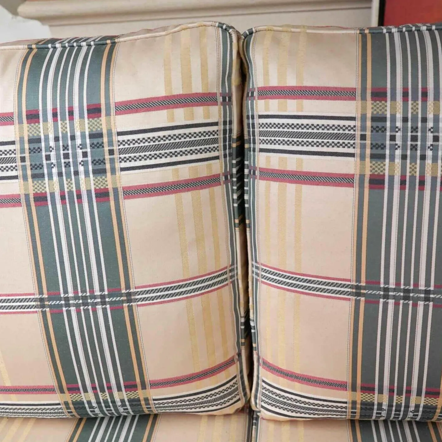 Sofa 627 Stoff Kariert