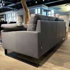 Sofa Alba Leder 5669 95 Grau Metallkufe Schwarz Pulverbeschichtet