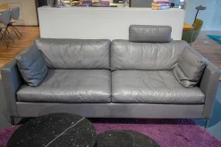 Sofa Alba Leder Lama 5669-95 Grau Füße Metall Verchromt mit Kopfstütze