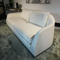 Sofa Alfred Bezug Stoff Empoli N. 930 Extra Grau Gestell Massivholz Füße Metall Brüniert Schwarz