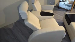 Sofa Arion Leder Paloma Light Grey Grau Stahlfuß 001 Edelstahl Poliert Holzteile Wenge Kopfstütze Höhenverstellbar Inklusive Hocker Mit Tischablage