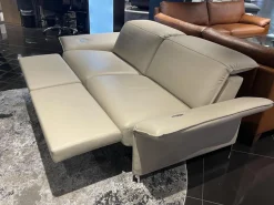 Sofa Avantgarde 965 Leder 43 210 Pearl Beige Grau Kufe Verchromt Mit Funktionen