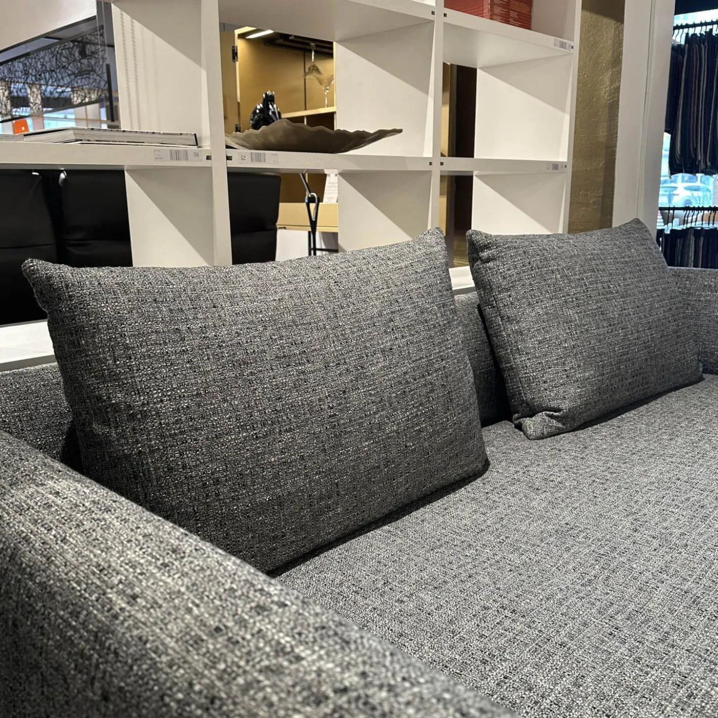 Sofa Avola Stoff Prime Anthrazit Grau Gestell In Chromkufe