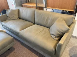 Sofa Axel Leder Novara Turtle Grün Grau Füße Stahl Lackiert Schwarz Inklusive Hocker Ohne Decke