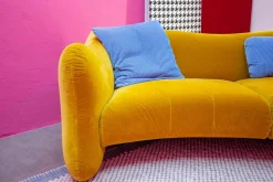 Sofa Bongo Bay Lounge Stoff 4473 0075 Currygelb mit 2 Kissen Hellblau