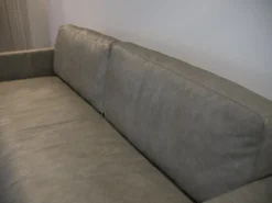 Sofa Buster 1348L Bezug Leder Rhino Grau Füße Nickel Schwarz Inklusive Kissenstützen