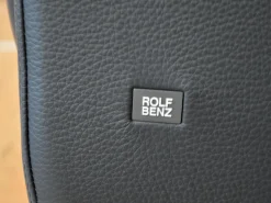 Sofa Cara SB168 Leder 38.109 Graublau Kufe Glanzchrom mit Beinauflage