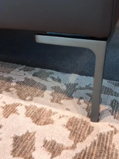 Sofa Charles Leder Gamma Schiefer Braun Grau Füße Nickel Bronzefarben Lackiert Inklusive 2 Rückenkissen