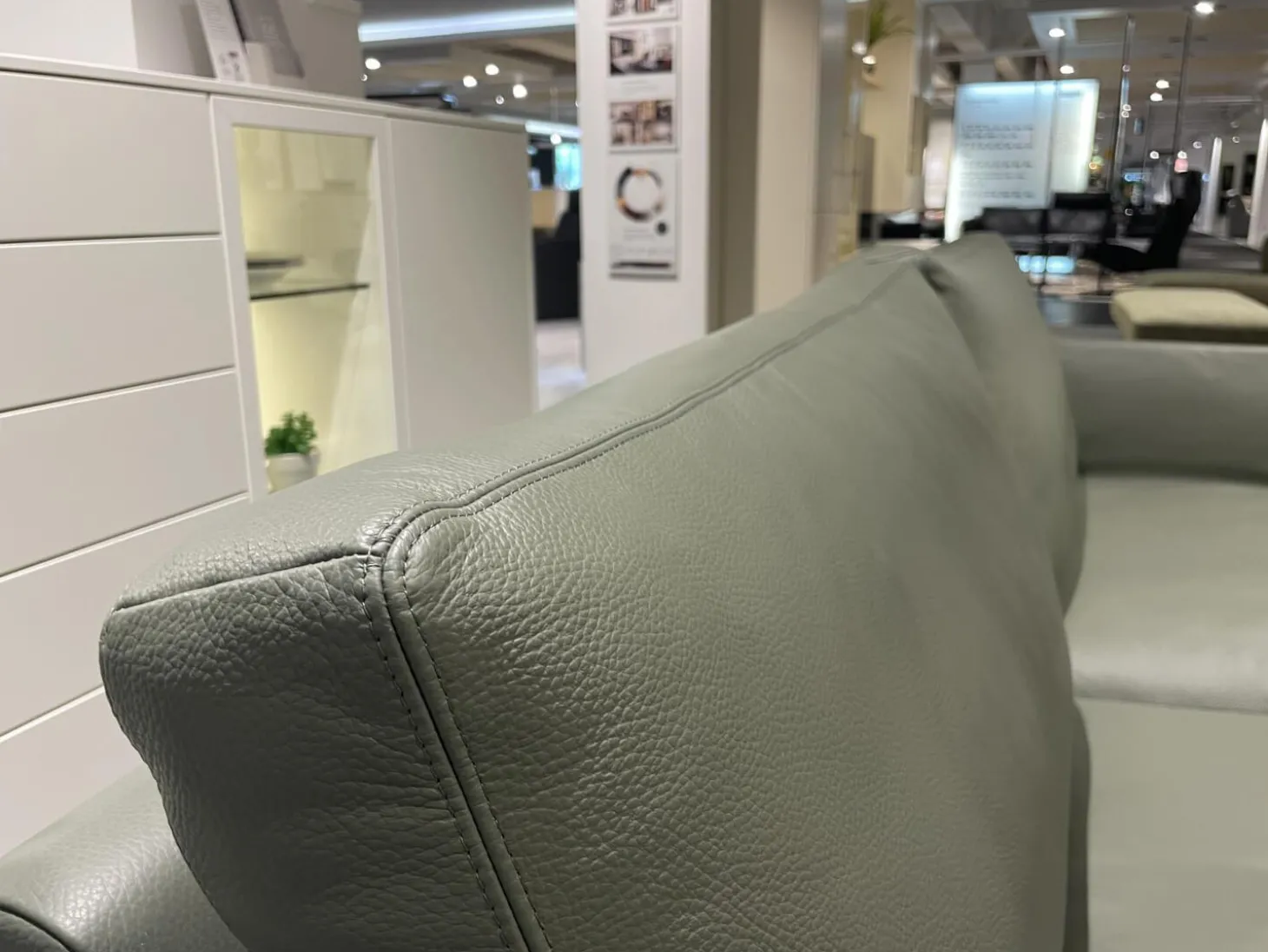 Sofa Classics CL990 R Leder 170 163 Olive Grün Kufe Metall