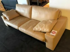 Sofa Classics 100 Leder 43.450 Beige mit Armlehnkissen