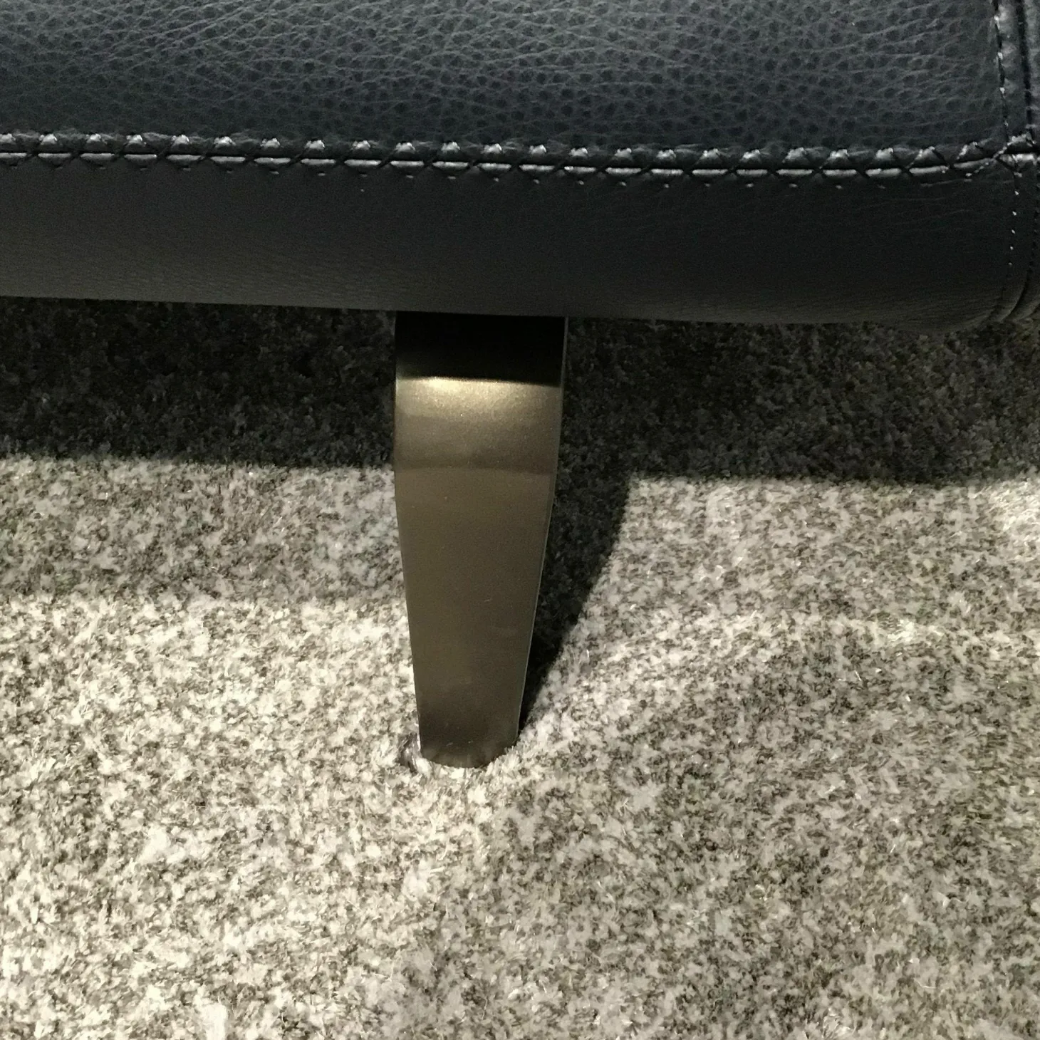 Sofa Devon 3-Sitzer Leder 14410 Raffino 130 Dragonfly Schwarz