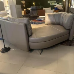 Sofa DS 167 129 Leder Touch Taupe Grau Füße Edelstahl Inklusive Kissen