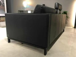 Sofa Ego in Leder 40 Verkehrsschwarz mit Kopfstütze