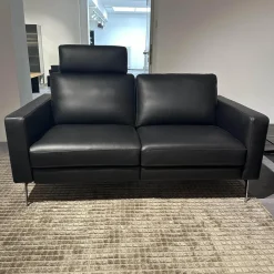 Sofa Enna Leder L40 Rancho Nero WR51 Schwarz Metallkufe Metallfuß Chrom Mit Kopfstütze
