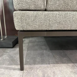 Sofa Glove 8950 SO140 Stoff Bembebis C0720 Grau Untergestell Lackiert Bronze