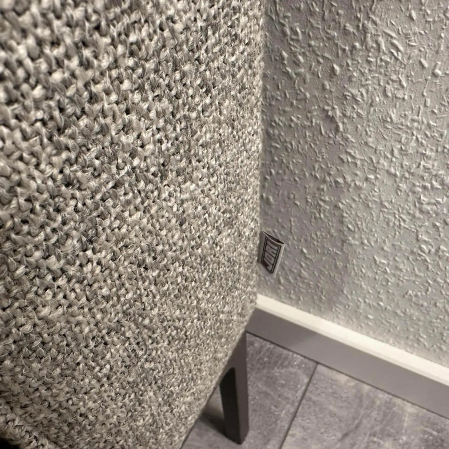 Sofa Glove 8950 SO140 Stoff Bembebis C0720 Grau Untergestell Lackiert Bronze