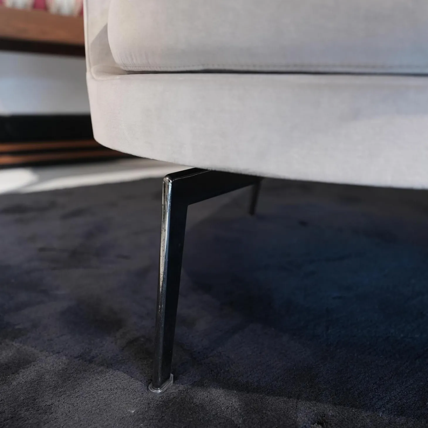 Sofa Guscio Bezug Extra Eldorado 1551 Grau Metallfüße Schwarz Verchromt