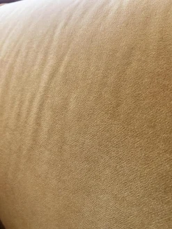 Sofa Hedda Stoff Classic Velvet 16 Yellow Gelb Füße Kunststoff Schwarz