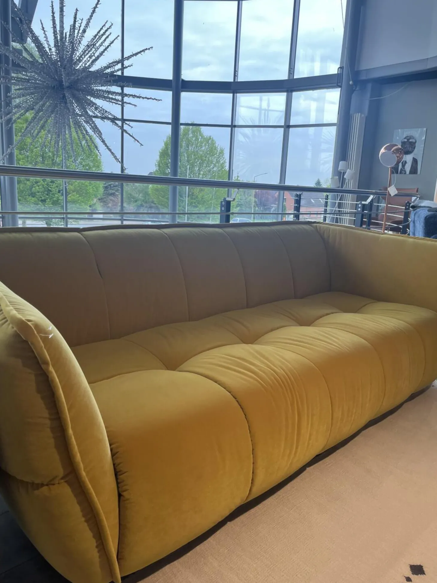 Sofa Hedda Stoff Velvet 16 Yellow Gelb Füße Kunststoff Schwarz