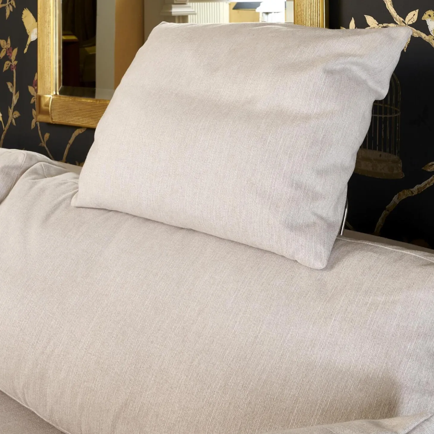 Sofa Inspiration 122-3005 Tief Bezug Noah 1744 176 Sockelrahmen Wengefarbig Gebeizt