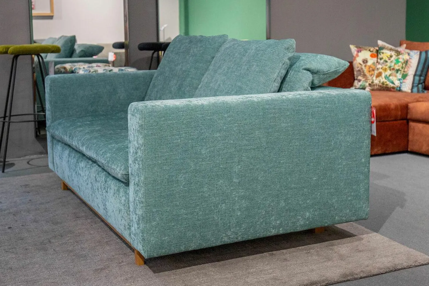 Sofa Isla Stoff Abby Petrol Blau Gestell Eiche Geölt