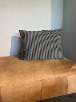 Sofa Iwan Leder Crazy Nubuk Tobacco 2510 26 Braun Füße Kunststoff Gleiter Inklusive Cushion Iwan Ohne Mehrfarbiges Kissen