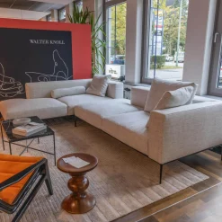 Sofa Jaan Living Bezug Stoff Duala 7674 Off-White Weiß Grau Untergestell Schwarz Pulverbeschichtet Matt Inklusive Kissen Und Ablageboard