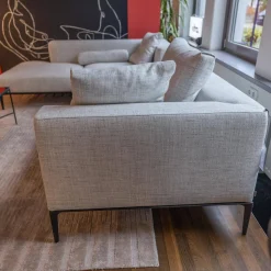 Sofa Jaan Living Bezug Stoff Duala 7674 Off-White Weiß Grau Untergestell Schwarz Pulverbeschichtet Matt Inklusive Kissen Und Ablageboard