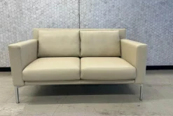 Sofa Jason 390 20 Leder Sierra Dune Beige Gestell Silber Hochglanz Verchromt inkl. Funktionsarmlehnen
