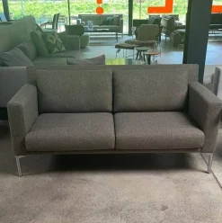 Sofa Jason 390-25 FLFR Stoff Kuro Limestone Gestell Velourmatt