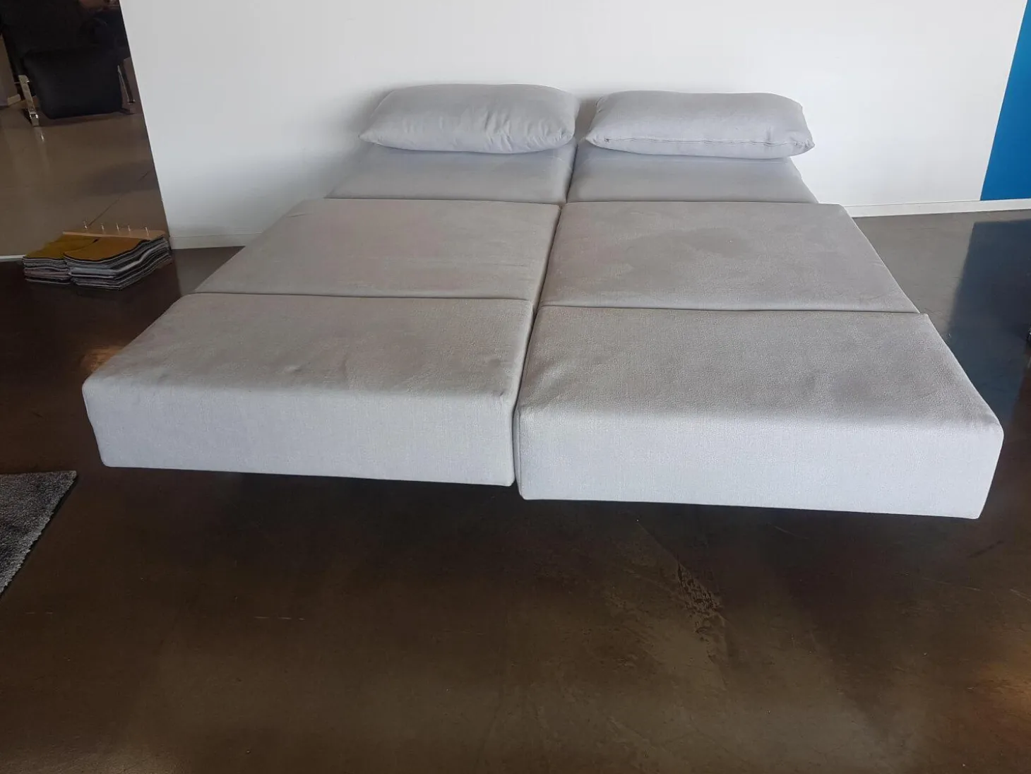 Sofa Jill Stoff E Cape 60 Lightgrey Grau mit Verstellfunktion