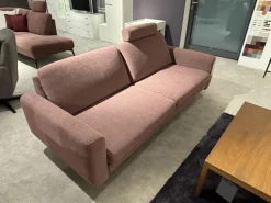 Sofa Joy Stoff Jasmine Dark Pink Rosa Holzfuß Wenge Schräg Inklusive Kopfstütze