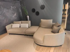 Sofa Kumo Stoff 24 550 Grau Beige Gussfuß Aluminium Glatt Matt Schwarz Pulverbeschichtet Inklusive Kissen