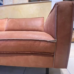 Sofa L Buster XL Leder B Desert Tobacco 17537 Braun Metallfuß Schwarz Pulverbeschichtet