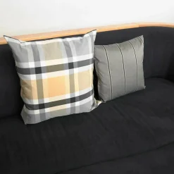 Sofa La Difference Stoff Alcantara Schwarz Mit 2 Kissen