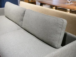 Sofa Liv Smart Stoff 24.140 Grüngrau Gestell Aluminium Feinstrukturiert Schwarz