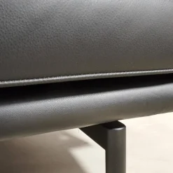 Sofa Living Platform Leder Classic Black Schwarz Gestell Matt Pulverbeschichtet Schwarz