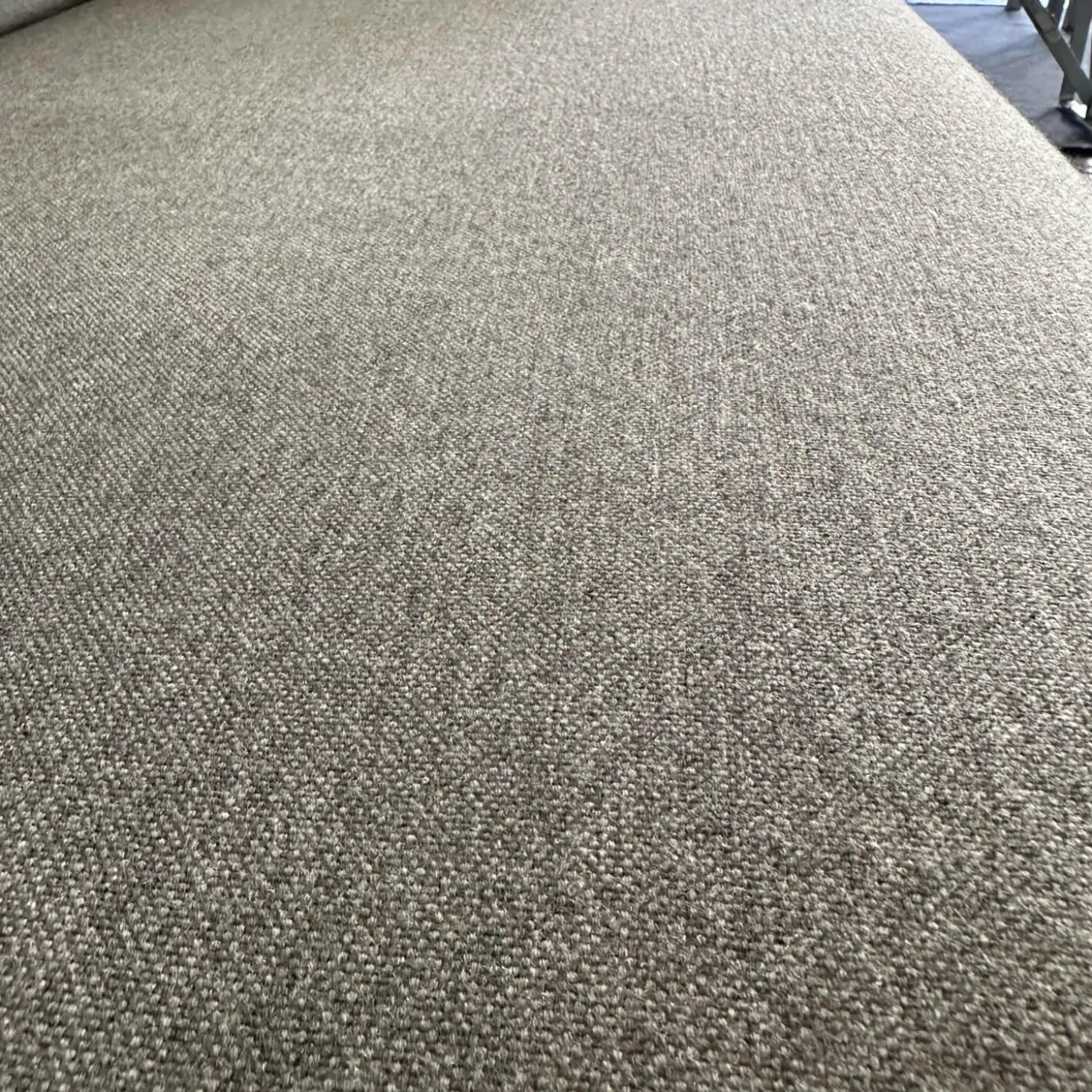 Sofa Luna Lounge Dining Outdoor Bezug Stoff Sunbrella Charcoal Chine Grau Gestell Edelstahl Anthrazit Strukturlack