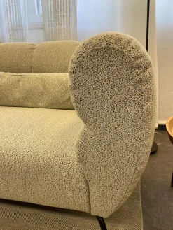 Sofa Magnolia Stoff 5275 0041 Grau Gestell Metall Schwarz Pulverbeschichtet