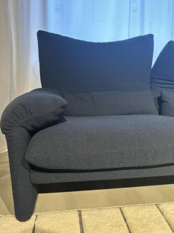 Sofa Maralunga Maxi Stoff Look Notte Blau Füße Noce Canaletto