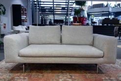 Sofa Mell Lounge B190 Stoff 8150 Hellgrau Gestell Metall mit 2 Rückenkissen