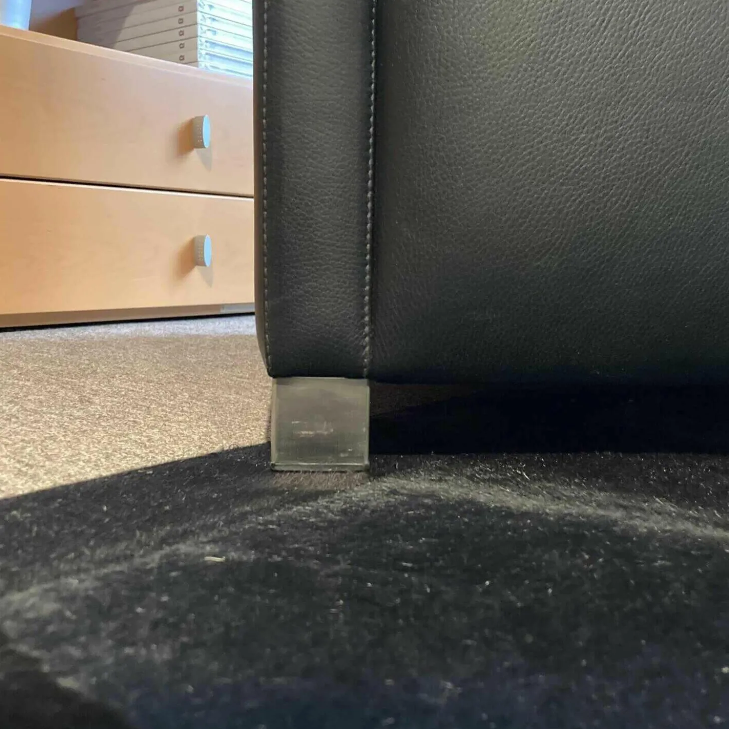 Sofa Metro Leder Toro Ebenholz Schwarz