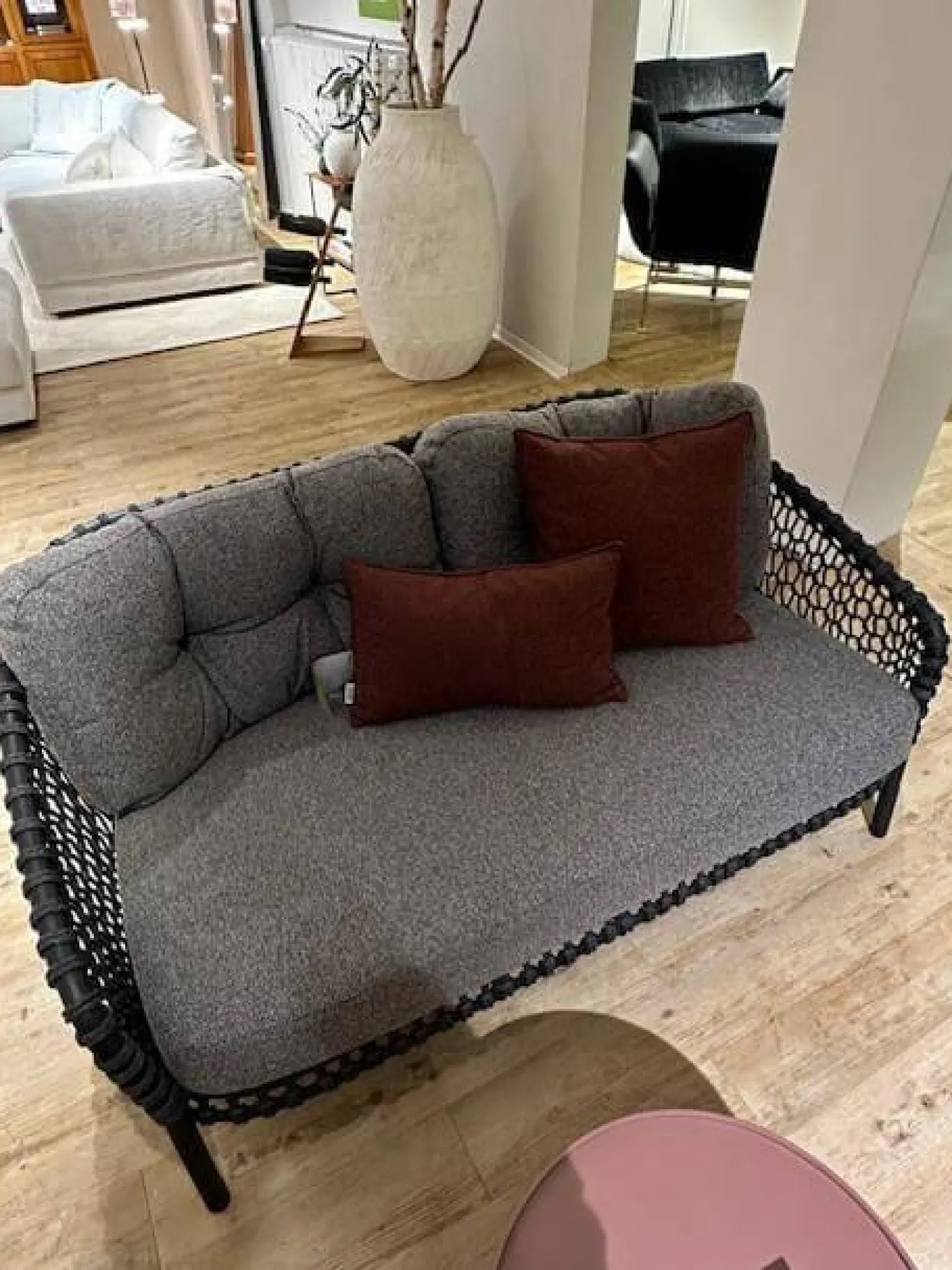 Sofa Ocean Large Polsterbezug Stoff Dark Grey Grau Gestell Aluminium Dark Grey Und Soft Rope Dark Grey Grau Inklusive Kissen