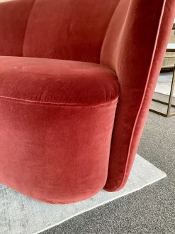 Sofa Ophelia Bezug Stoff Kastanie Rotbraun Gestell Massivholz