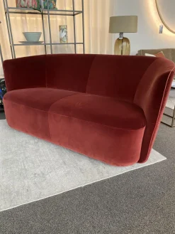 Sofa Ophelia Bezug Stoff Kastanie Rotbraun Gestell Massivholz