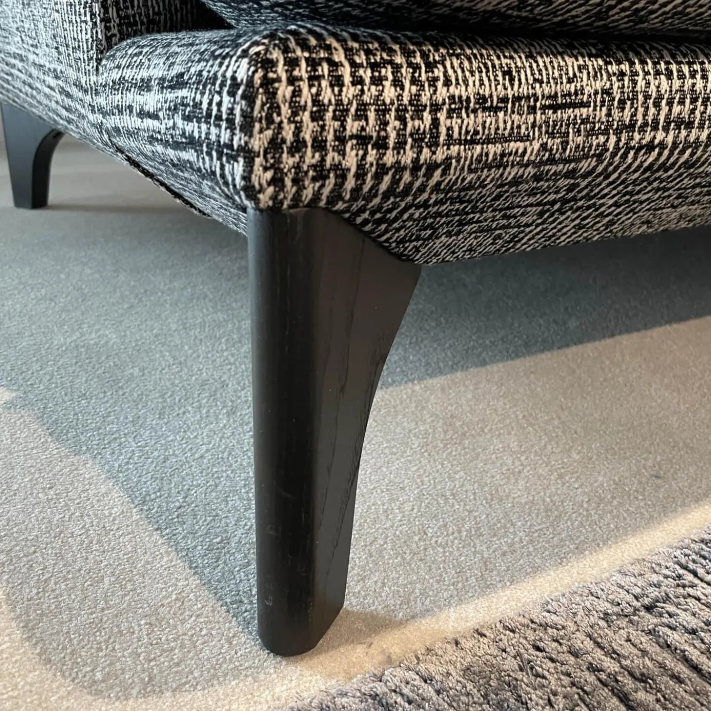 Sofa Polo Lounge Stoff BW-1769-191 Scott Fuß Schwarz Gebeizt