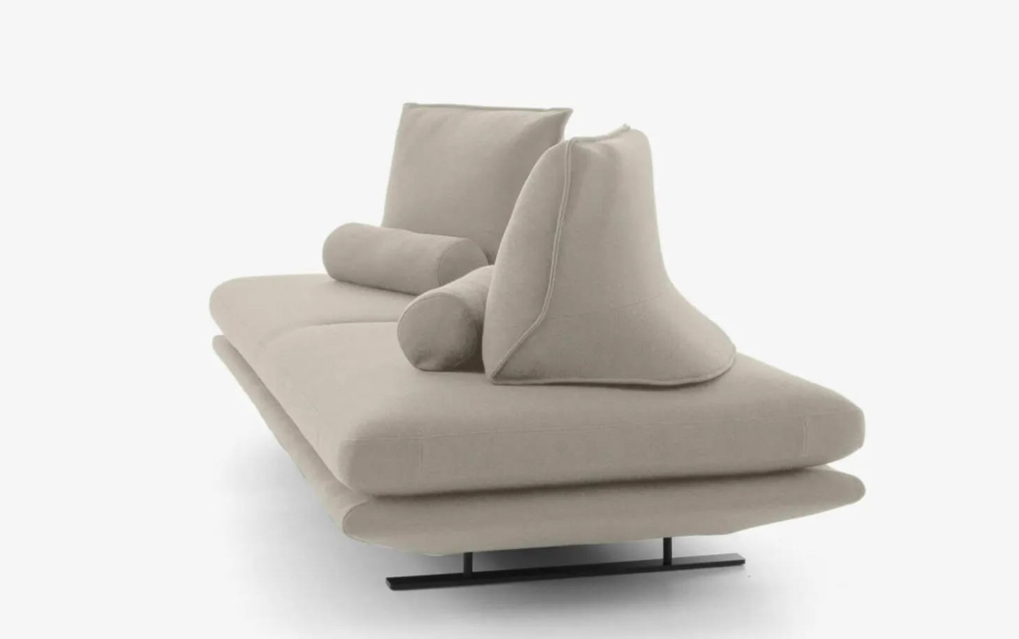 Sofa Prado Großer 2 Sitzer T 100 Stoff Vidar FR Mastic Beige Gestell Lack Schwarz