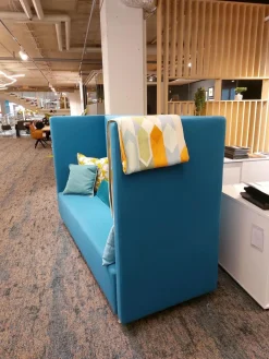 Sofa Room Art Stoff Lana Petrol Blau Fuß Aluminium Rund Inklusive 2 Spitzkissen