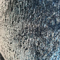 Sofa Sherazade Stoff T Soft Nest 8210 Dunkelgrau Füße Kunststoff Schwarz